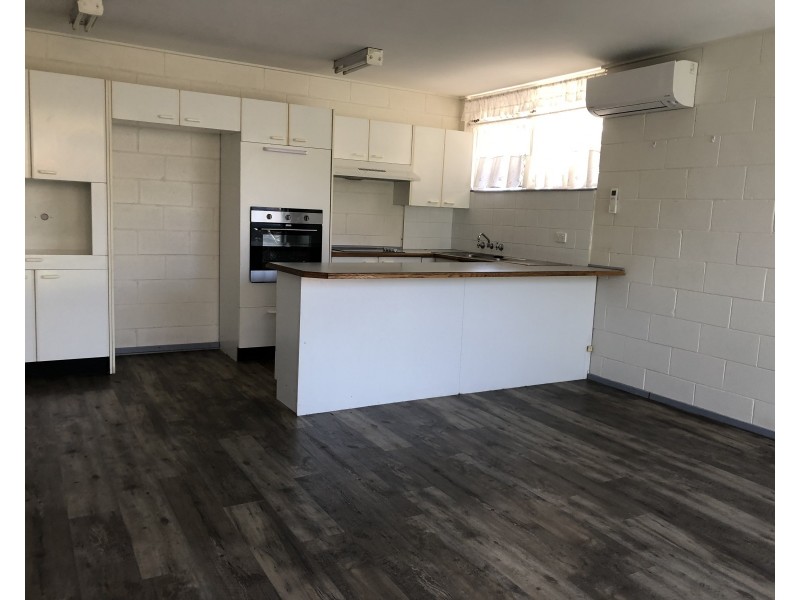 1/13 Meredith Crescent, Raymond Terrace NSW 2324