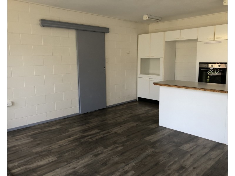 1/13 Meredith Crescent, Raymond Terrace NSW 2324