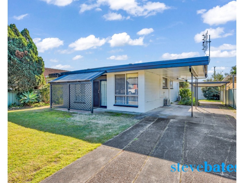 1 & 2/13 Meredith Crescent, Raymond Terrace NSW 2324