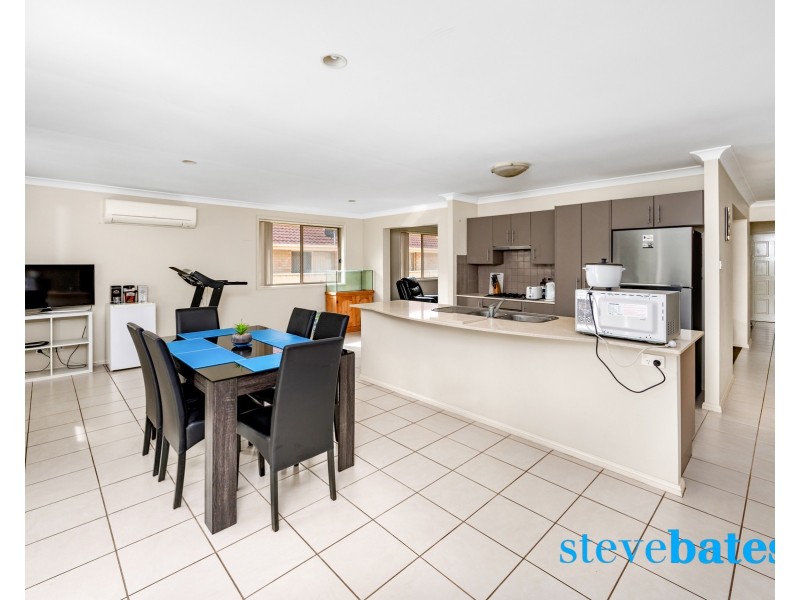 40 Martens Avenue, Raymond Terrace NSW 2324