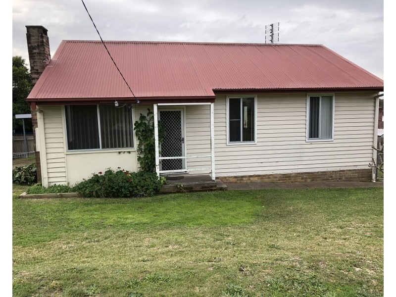 4 Muree Street, Raymond Terrace NSW 2324