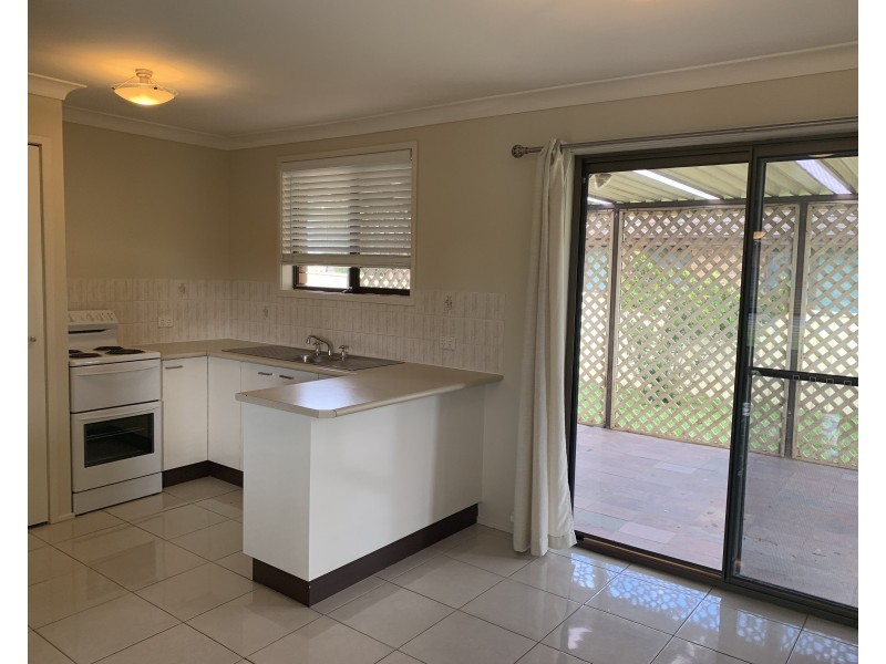 2 Cintra Circuit, Raymond Terrace NSW 2324