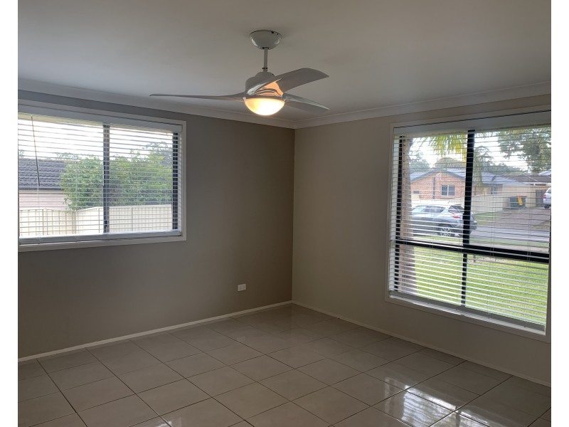 2 Cintra Circuit, Raymond Terrace NSW 2324