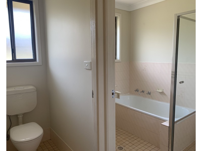 2 Cintra Circuit, Raymond Terrace NSW 2324