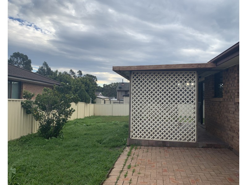 2 Cintra Circuit, Raymond Terrace NSW 2324