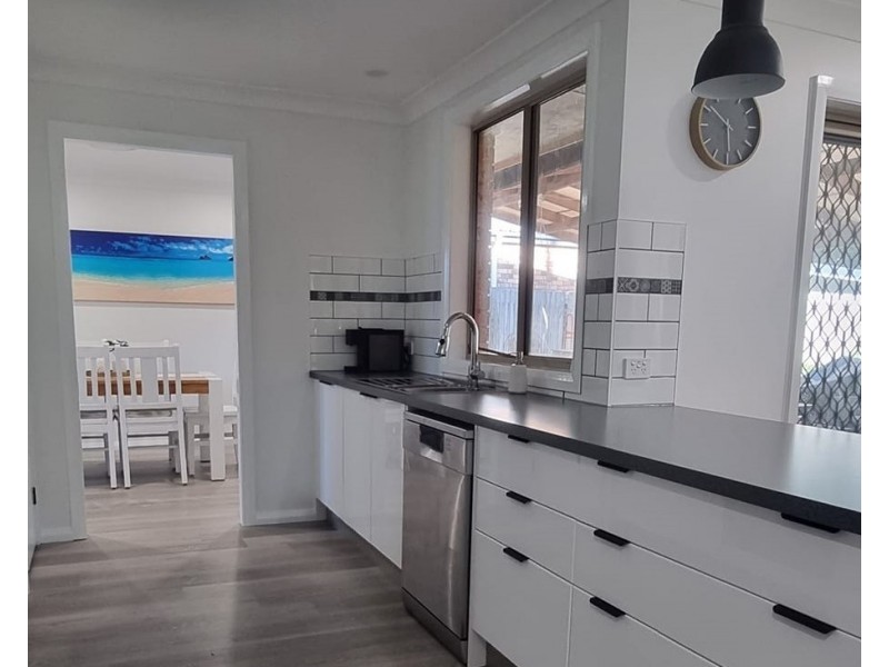 12 Victory View, Tanilba Bay NSW 2319