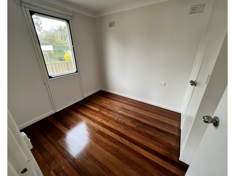 2 Troman Parade, Raymond Terrace NSW 2324