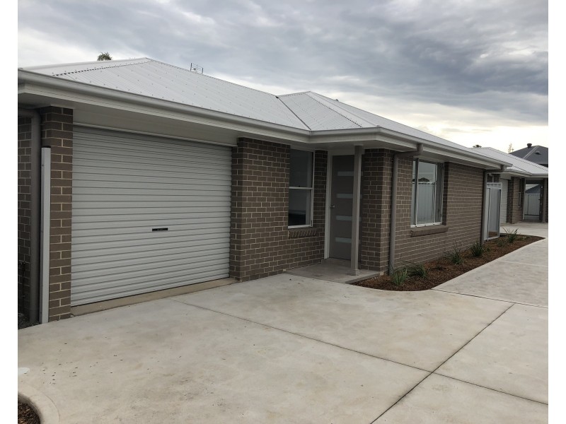 3/4 Irrawang Street, Raymond Terrace NSW 2324