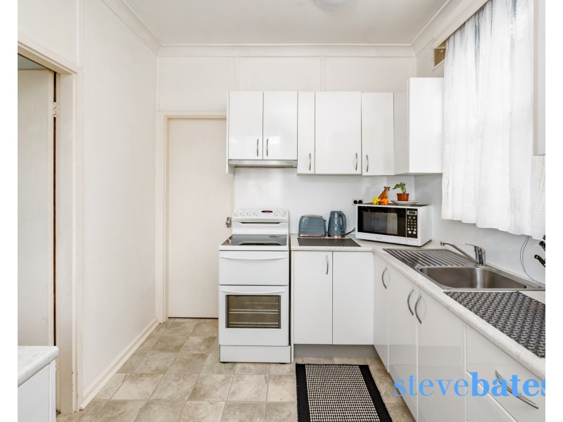 38 Charles Street, Raymond Terrace NSW 2324