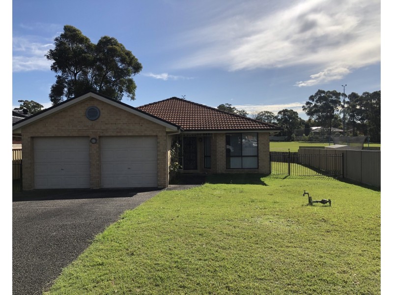 68 Rosewood Drive, Medowie NSW 2318