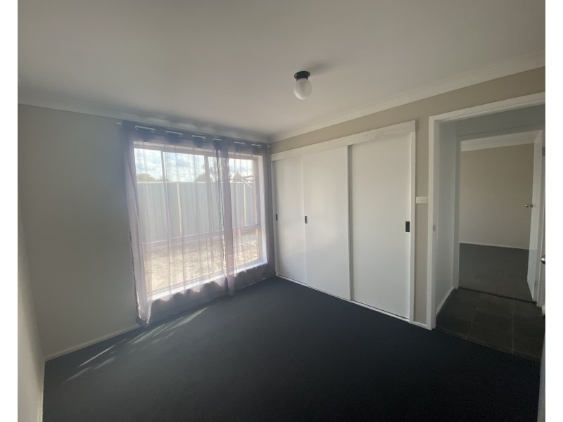 8 Elwin Road, Raymond Terrace NSW 2324