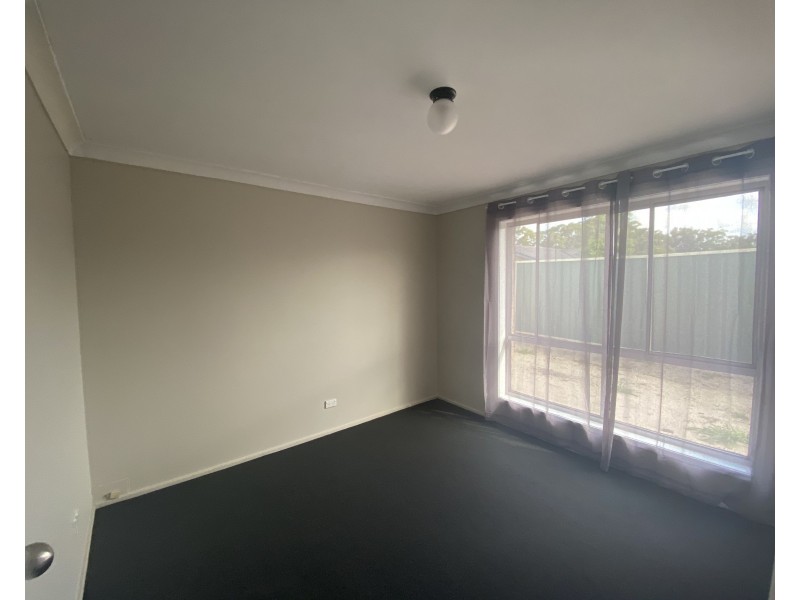 8 Elwin Road, Raymond Terrace NSW 2324