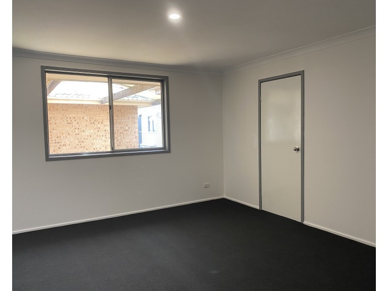 8 Elwin Road, Raymond Terrace NSW 2324