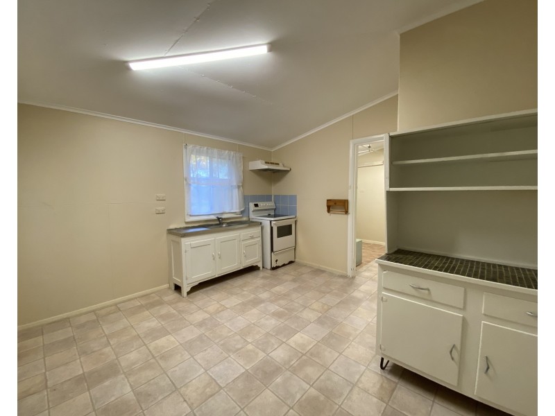 112 Davis Road, Swan Bay NSW 2324