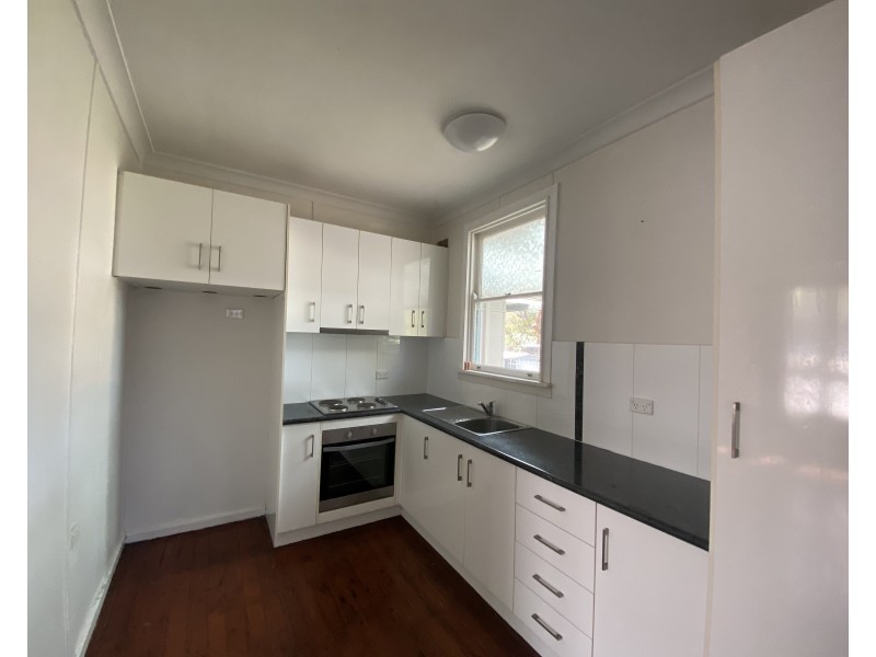8 Anne Street, Raymond Terrace NSW 2324