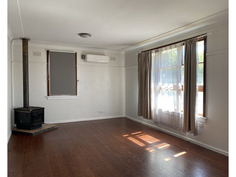 8 Anne Street, Raymond Terrace NSW 2324