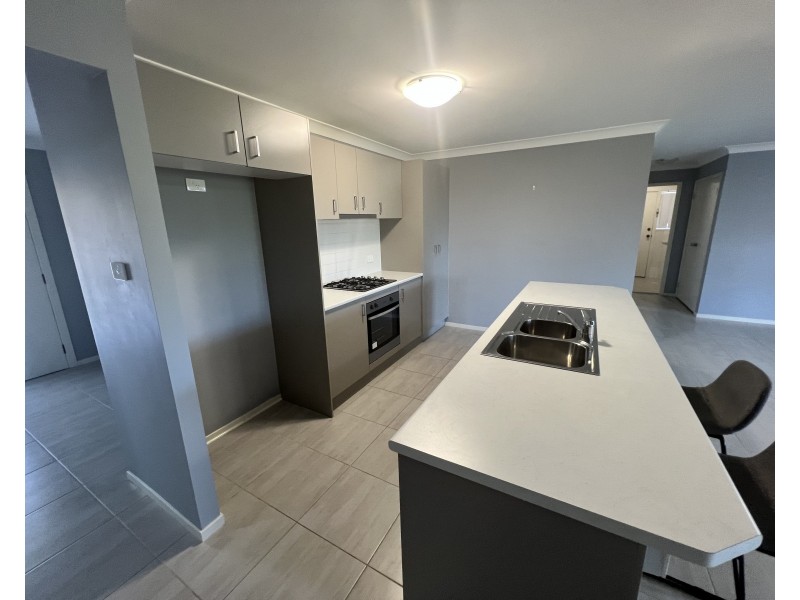 6 Baluster Close, Raymond Terrace NSW 2324