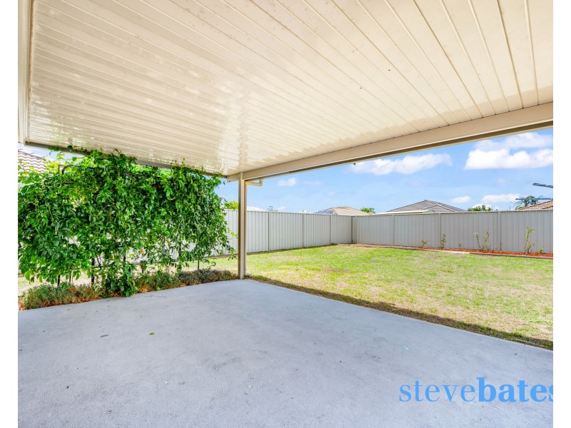 27 Manning Avenue, Raymond Terrace NSW 2324