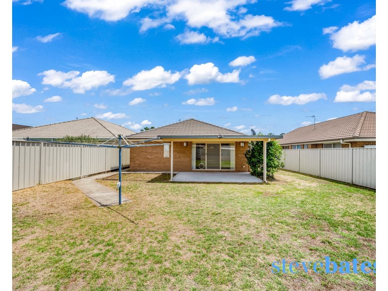 27 Manning Avenue, Raymond Terrace NSW 2324