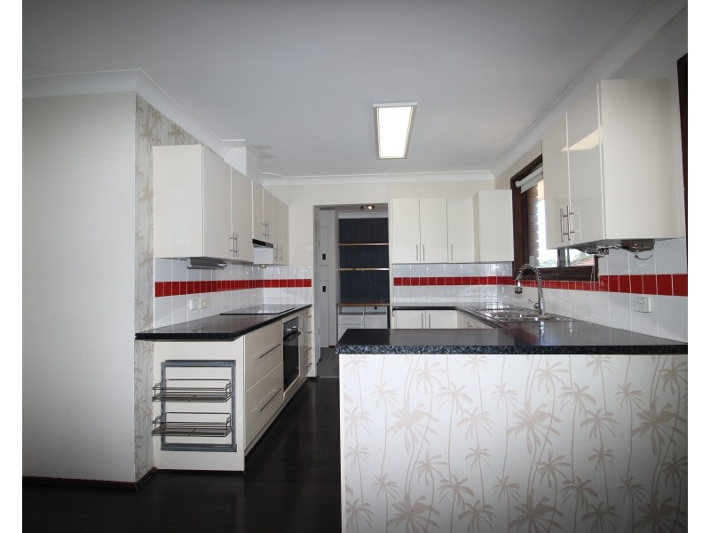 3 Durham Close, Raymond Terrace NSW 2324