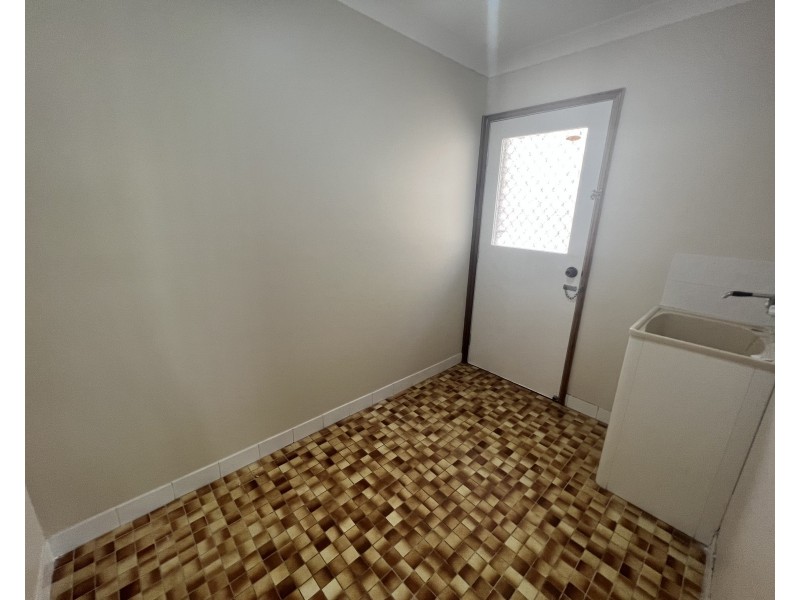 2/2a Jessica Close, Raymond Terrace NSW 2324