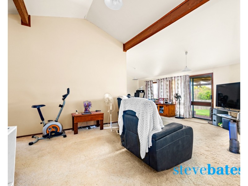 6 Green Slopes Drive, Raymond Terrace NSW 2324