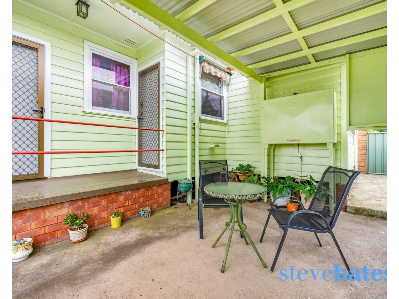 15 Meredith Crescent, Raymond Terrace NSW 2324