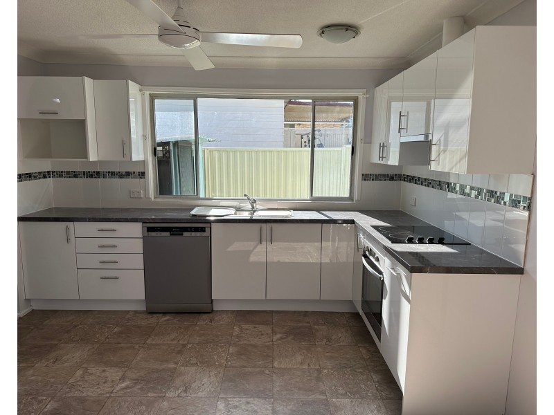 2 Brush Box Avenue, Medowie NSW 2318