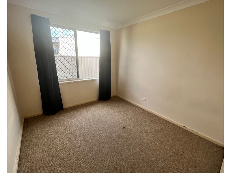 2/7 Truscott Street, Raymond Terrace NSW 2324