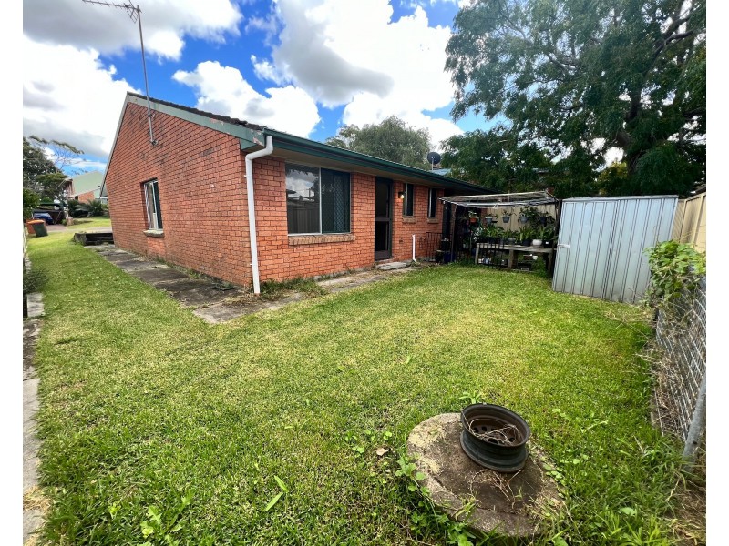 2/7 Truscott Street, Raymond Terrace NSW 2324