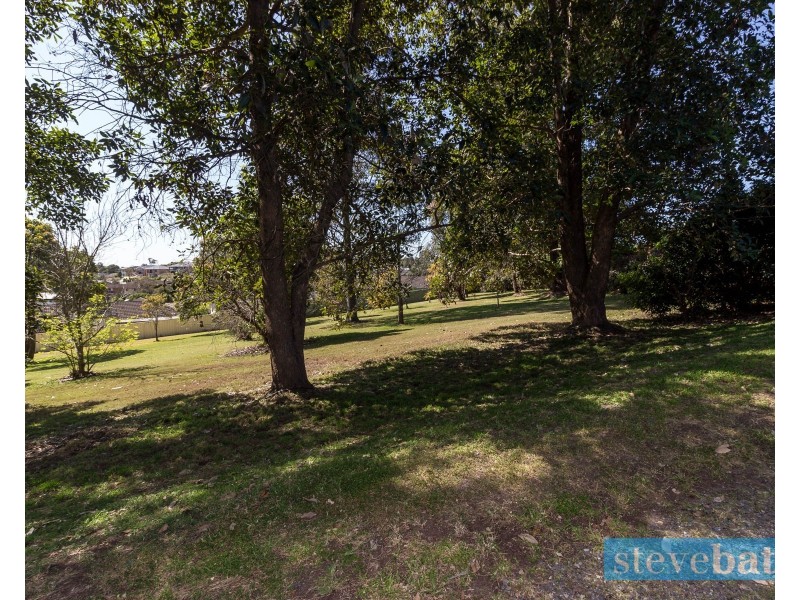 12 Rees James Road, Raymond Terrace NSW 2324