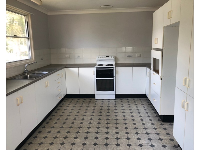 2/5 Irrawang Street, Raymond Terrace NSW 2324