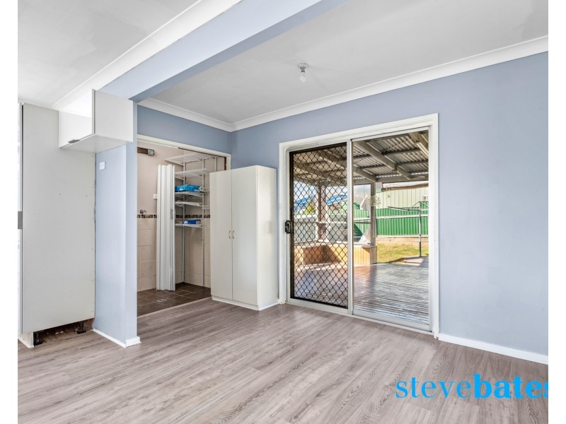 8 Cunningham Close, Raymond Terrace NSW 2324