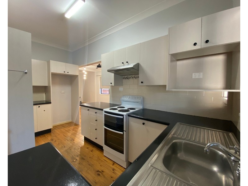 4 Thomas Street, Raymond Terrace NSW 2324