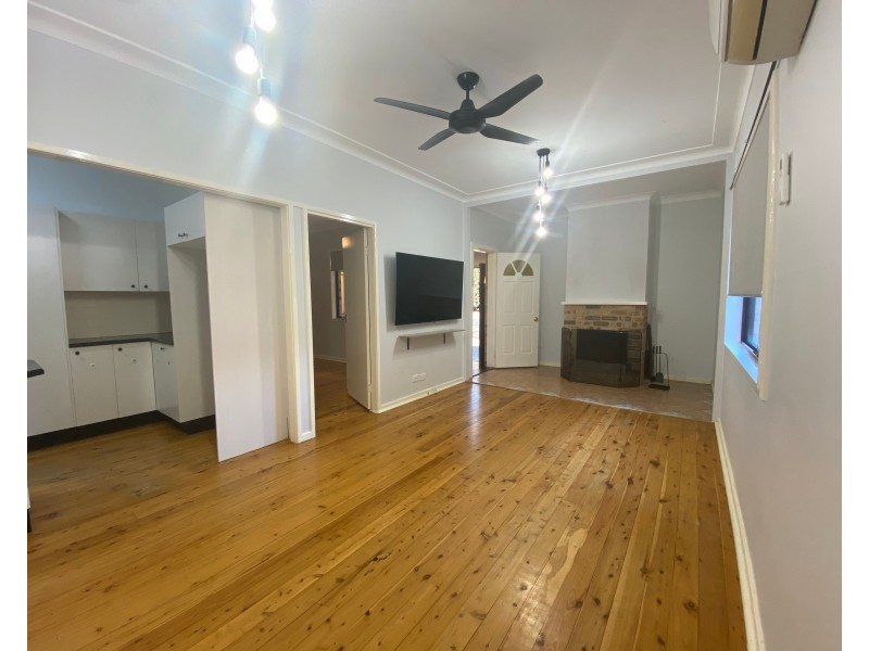 4 Thomas Street, Raymond Terrace NSW 2324