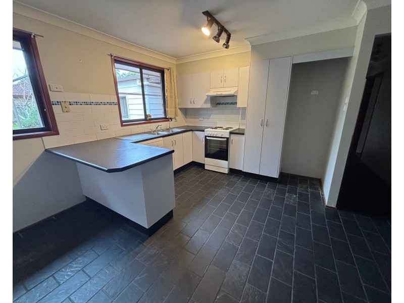 10 Kent Street, Raymond Terrace NSW 2324