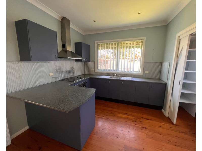 19 Cambridge Avenue, Raymond Terrace NSW 2324