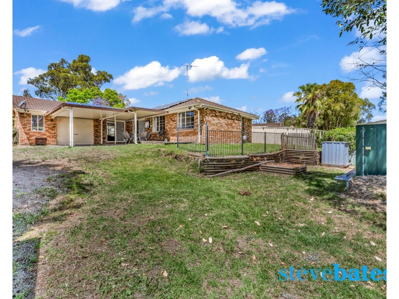 17 Holwell Circuit, Raymond Terrace NSW 2324
