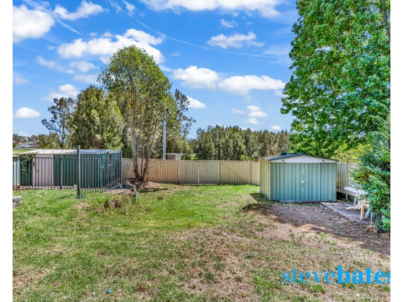 17 Holwell Circuit, Raymond Terrace NSW 2324