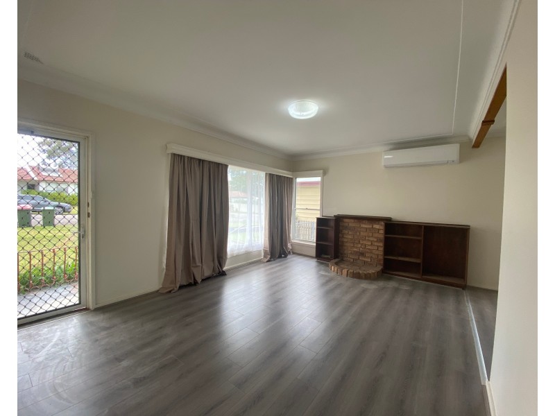 3 Morgan Crescent, Raymond Terrace NSW 2324