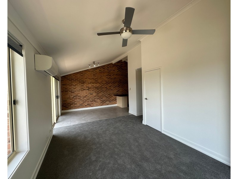 1/12 Elliott Close, Raymond Terrace NSW 2324