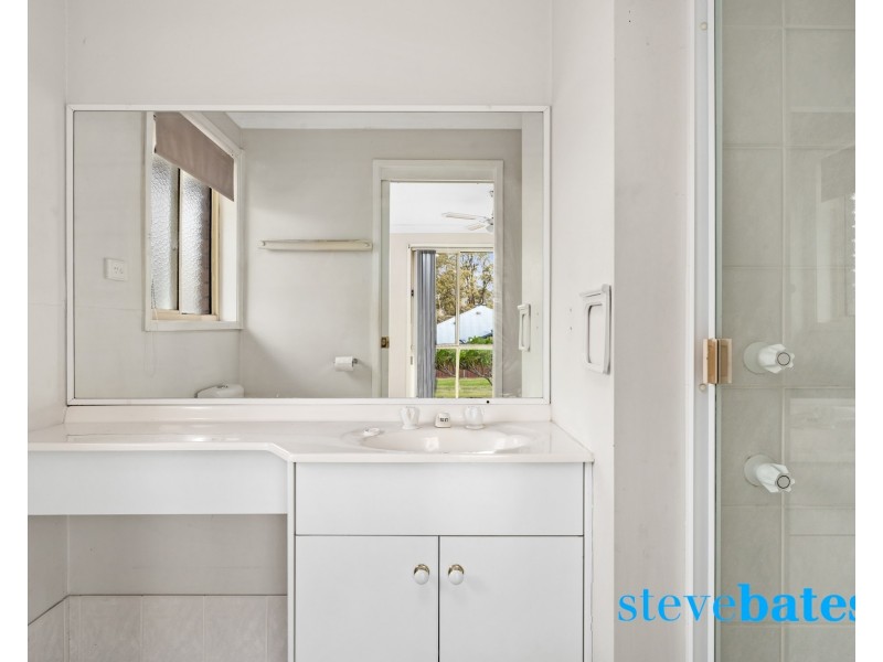 4 Smiths Lane, Raymond Terrace NSW 2324