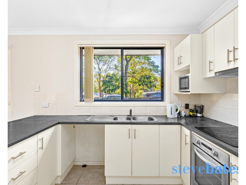 1/18 Oak Circuit, Raymond Terrace NSW 2324