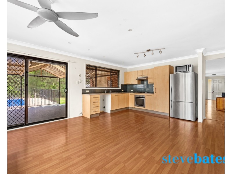 11 Boots Close, Raymond Terrace NSW 2324