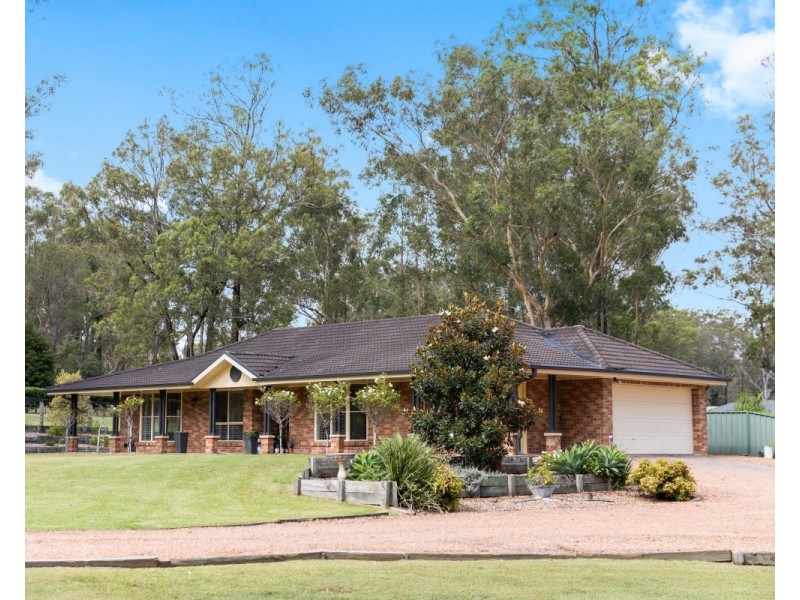 15 Eskdale Park Drive, Seaham NSW 2324
