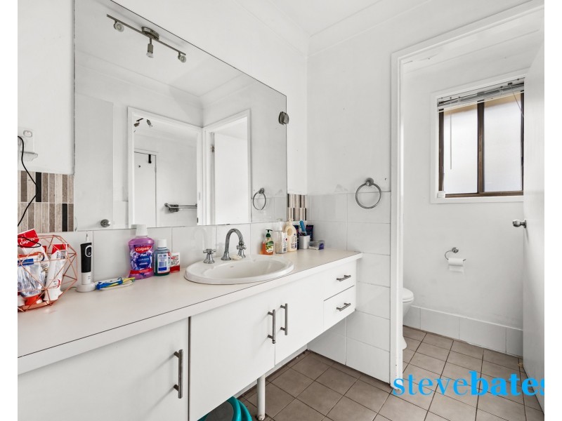 98 Benjamin Lee Drive, Raymond Terrace NSW 2324