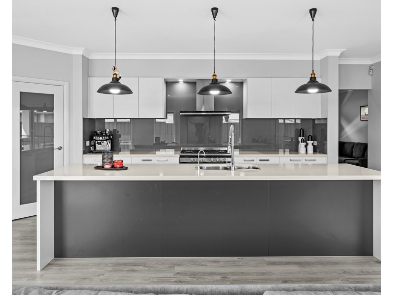 11 Harold Road, Raymond Terrace NSW 2324