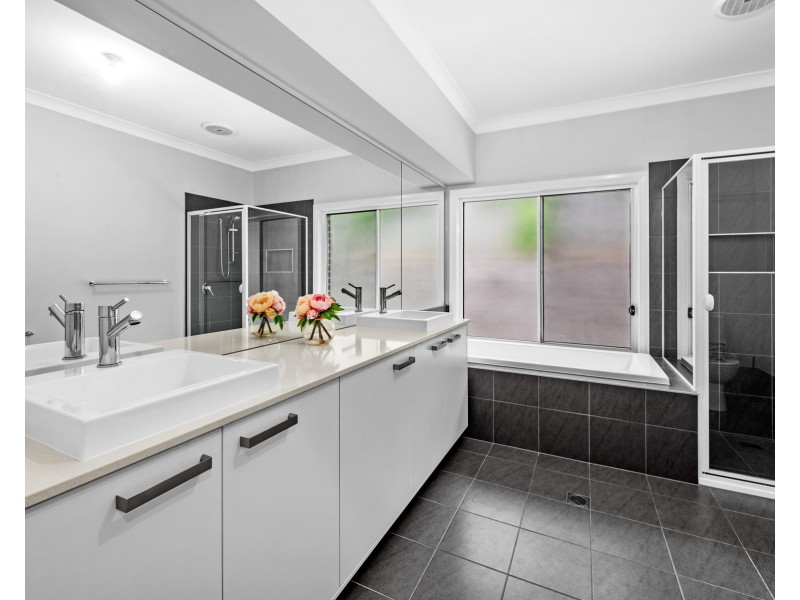 11 Harold Road, Raymond Terrace NSW 2324