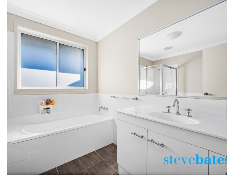 4 Keystone Way, Raymond Terrace NSW 2324