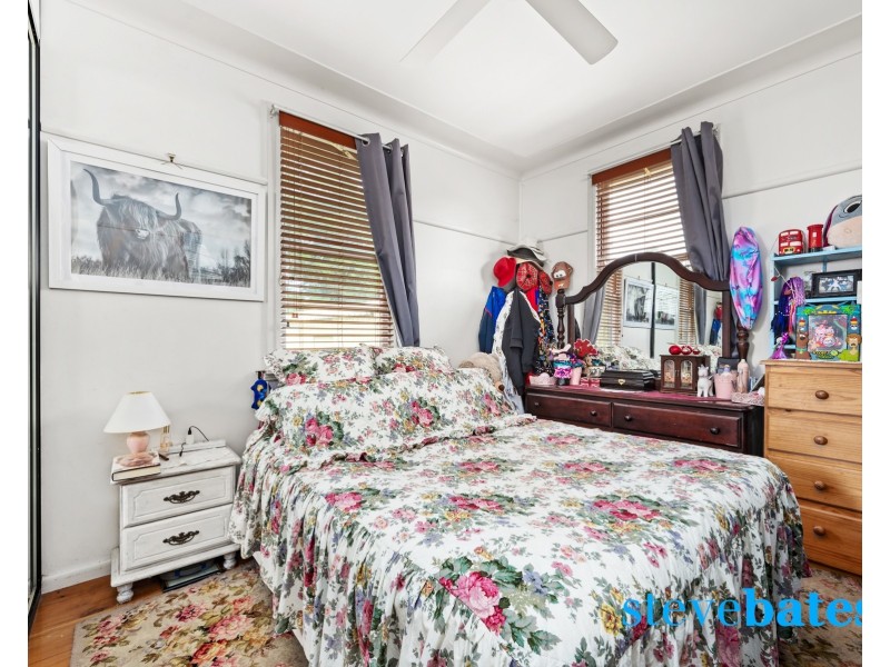 11 Anne Street, Raymond Terrace NSW 2324